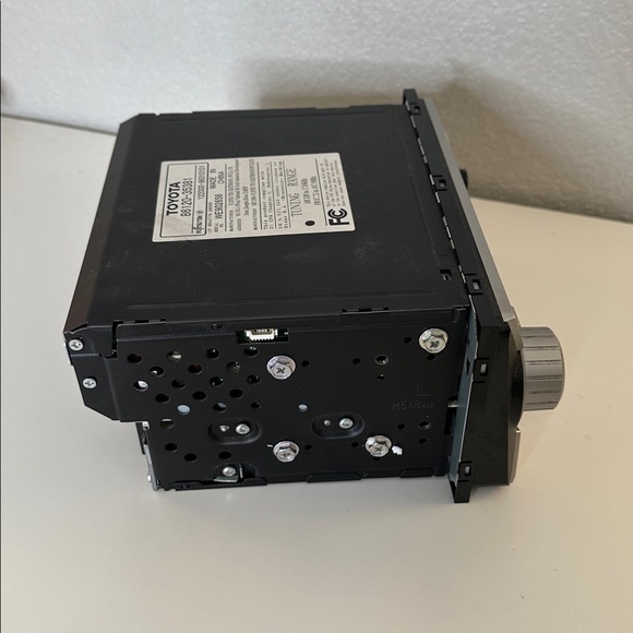 Toyota Factory Original 2007-2010  FJ Car Stereo MP3 6 Disk. CD 86120-36381 - Picture 6 of 6